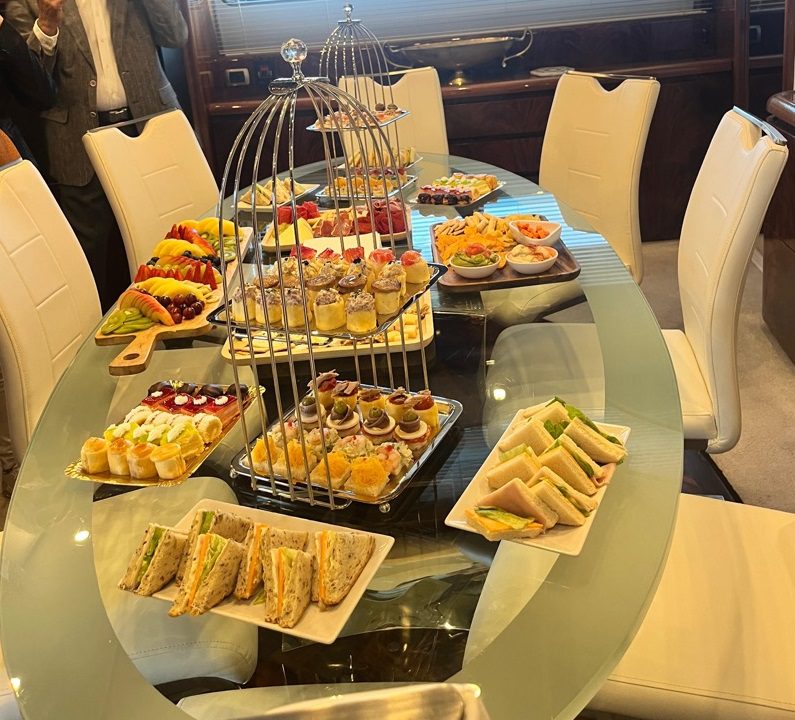 Handled PHOTO 2026 04 01 10 20 55 1080 1920 80 (4)