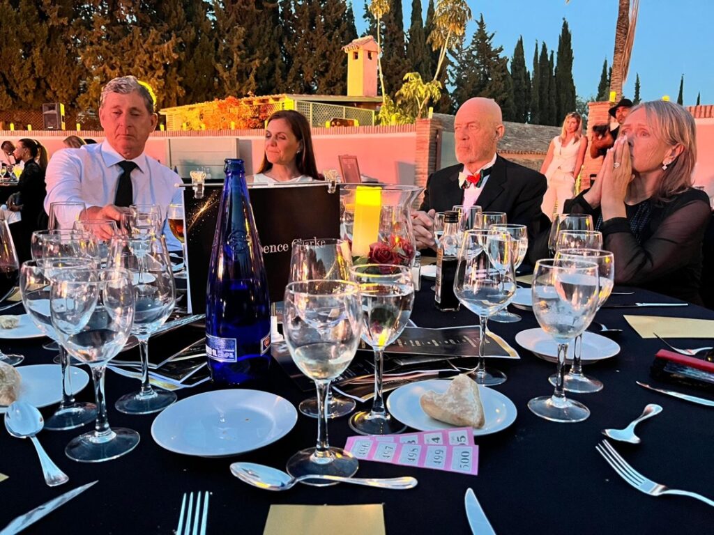 Handled PHOTO 2026 06 08 12 16 25 1080 1920 80 (3)